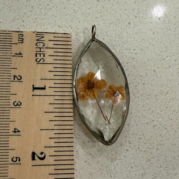 Vintage Faceted Glass Pendant with Pressed Flowers - Picture 2 of 4